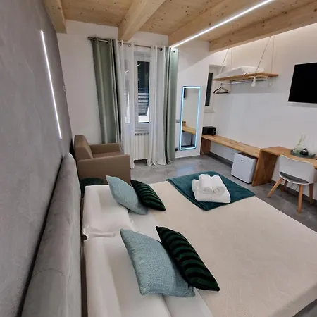 Marla ラ・スペツィア